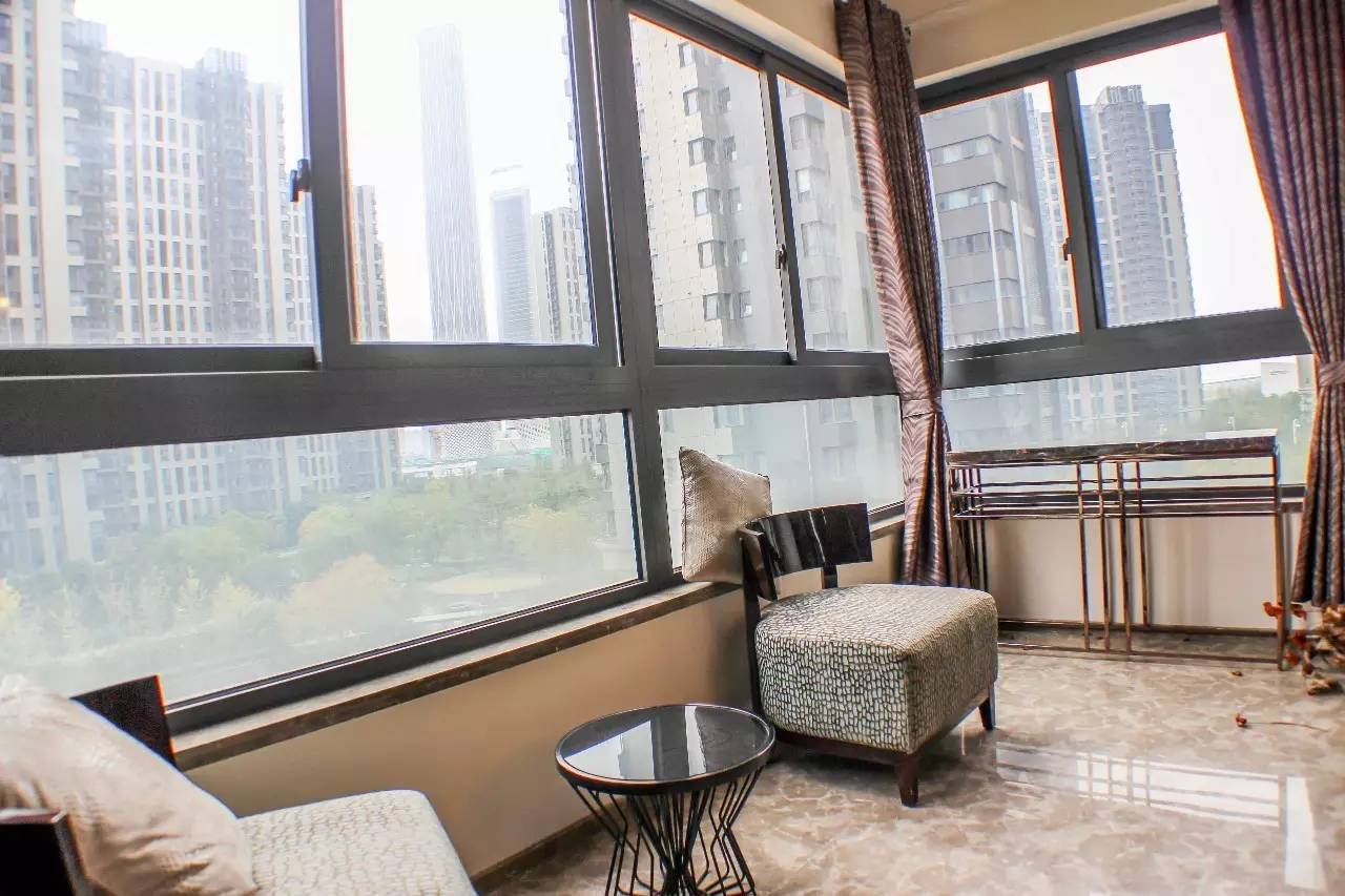 入户大堂是门面,华润地下车库入户大堂