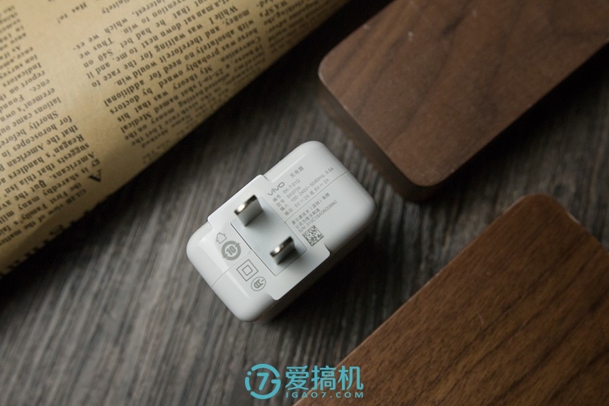 vivox9拍照怎么样,vivox9柔光双摄手机价格及性能评测