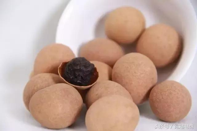 睡不好觉别抑郁，这些食物能帮你