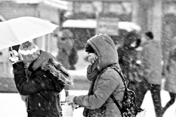 冬天老是嗓子干疼,冬天总是嗓子干怎么解决