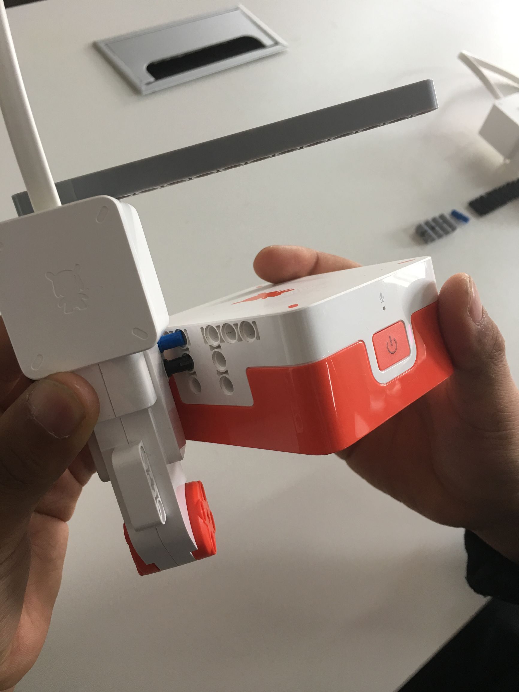 米兔积木机器人任意搭建,米兔积木机器人拼装教程