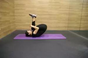 解决腰痛的腰椎锻炼方法,练一下腰椎的操