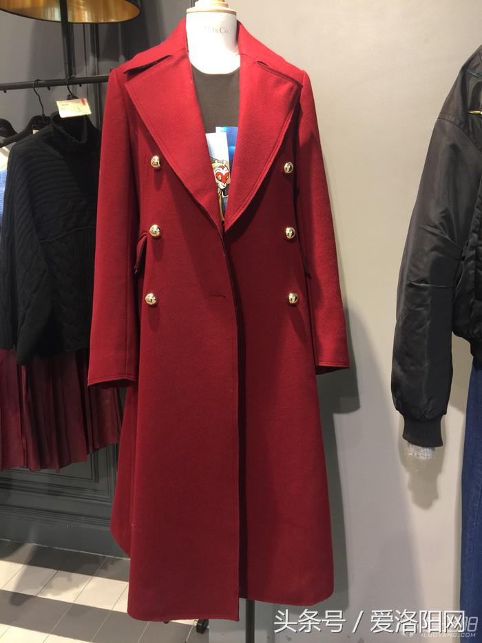 实拍：在洛阳200和2000的大衣到底哪不同，真相在这