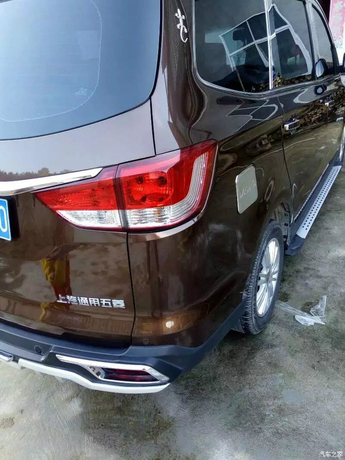 国产神车五菱宏光牛逼视频,国产五菱神车跑秋名山