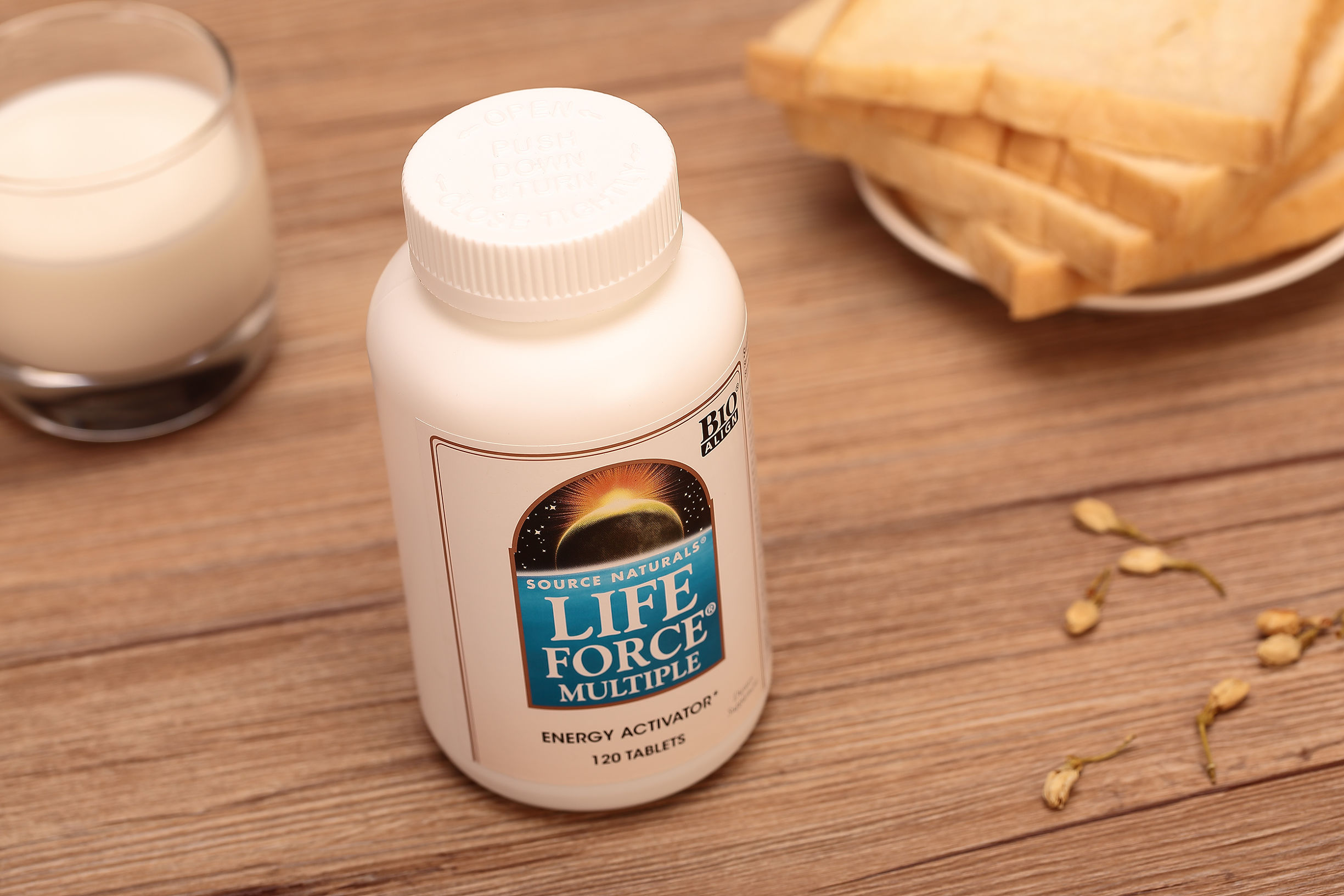 哪家保健品对更年期有好处 (更年期综合症吃什么保健品)