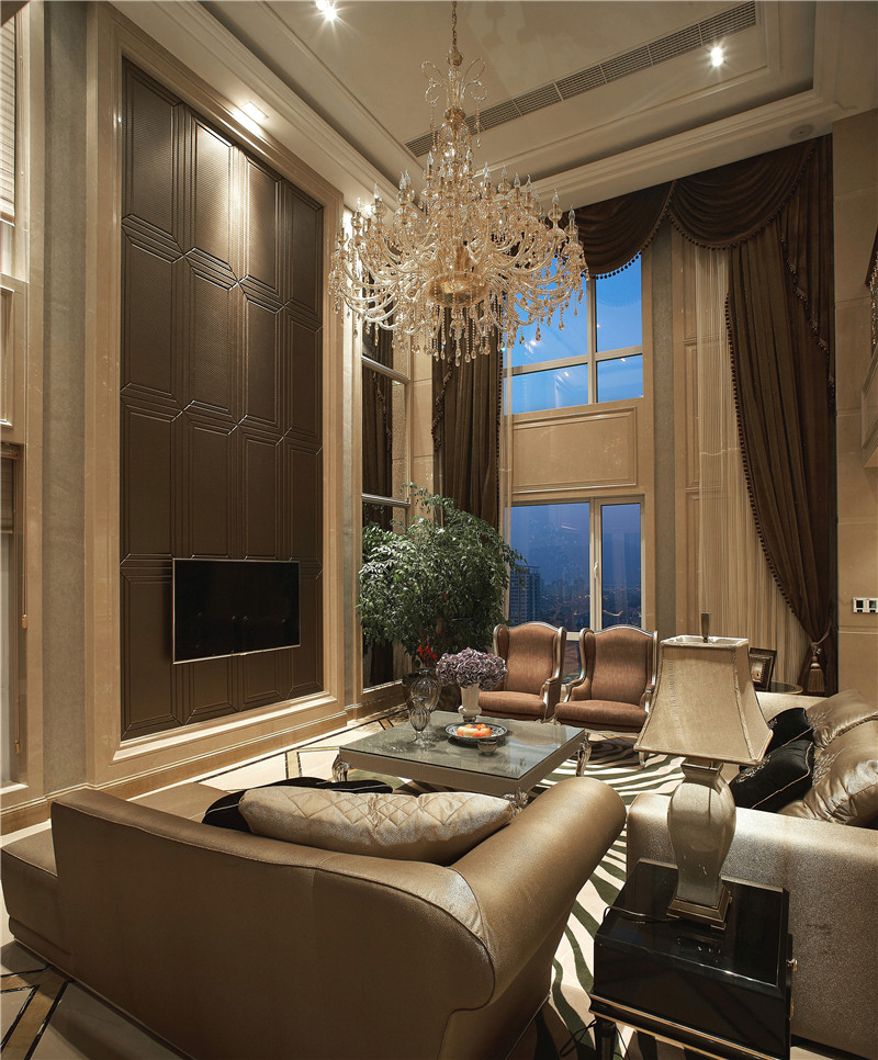 405平新中式轻奢别墅装修效果图,140平方别墅中式楼梯装修效果图