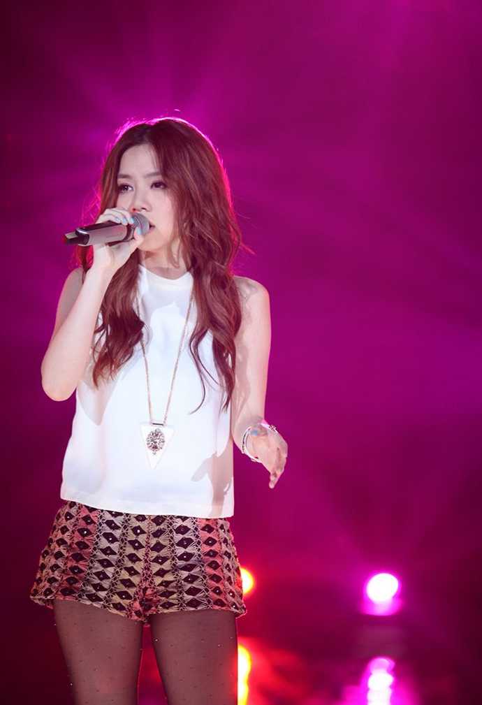 黑洞邓紫棋,ifiwereaboy邓紫棋造型