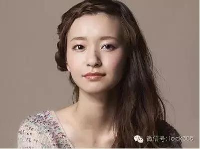 头顶稀疏发缝宽脂溢性脱发怎么办,前额头顶脱发稀疏细软怎样办