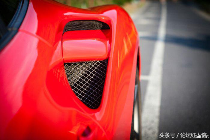 法拉利488评测重装上阵,法拉利488拆车视频