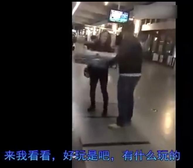 拒绝当“寡妇”！当你有一个玩游戏就忽略你的伴侣，你该怎么做