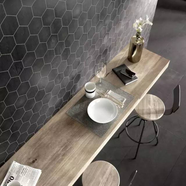 家装灰色搭配什么颜色好看,灰色系装修还能流行多久