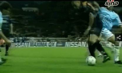 足坛10大过人必杀技,大罗对小罗停球