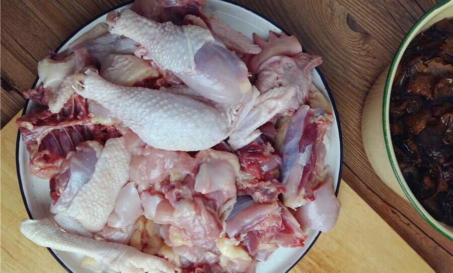 天王盖地虎，小鸡炖蘑菇