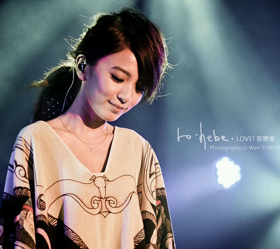 she出道到2018年有多少场的演唱会,hebe田馥甄she