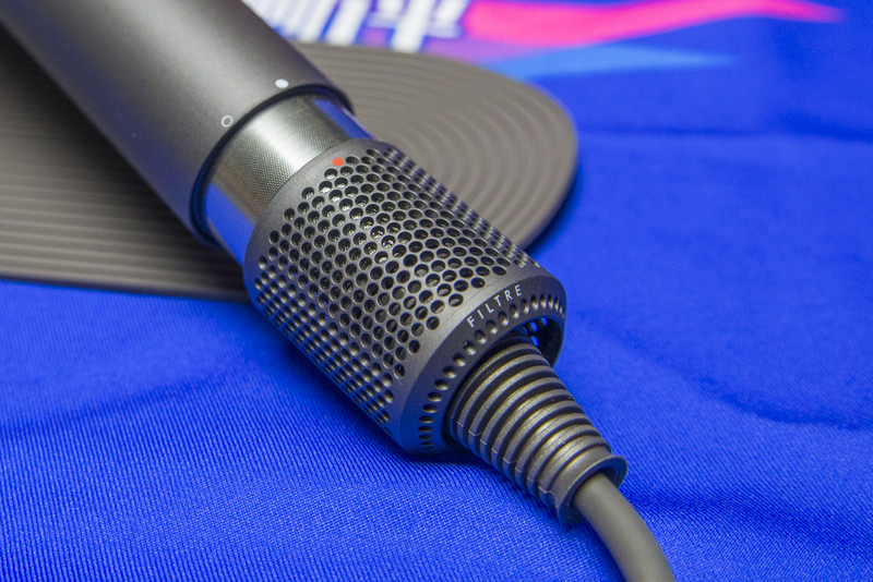 两千四五的戴森吹风机真的好吗,戴森的吹风机到底值不值得买