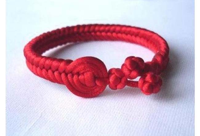 手链绳结打法教学中国结,手链的绳结怎么系金刚结