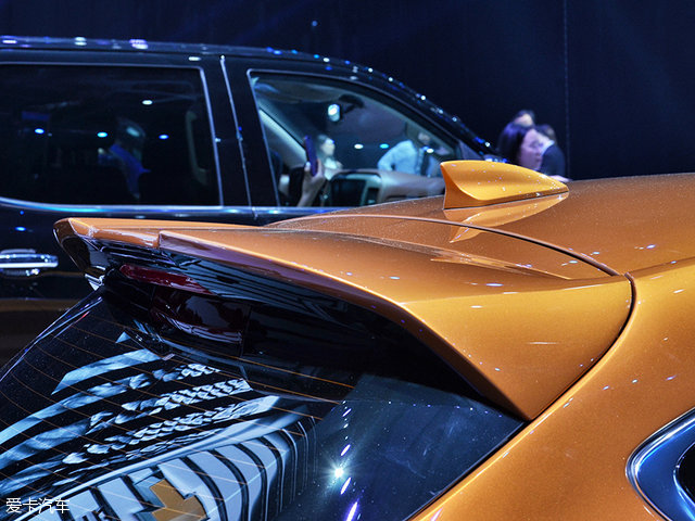 14款科鲁兹两厢掀背测评,2014款雪佛兰科鲁兹两厢1.6l改装