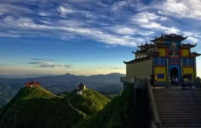 这个村庄一千年前建了个生态下水道，全村至今不淹水，生物还活着