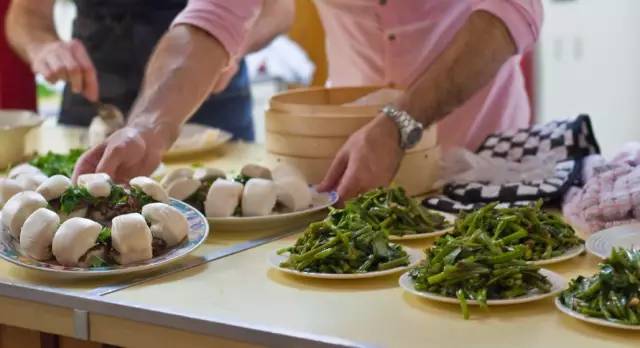 英国街头这些零食好吃不贵，你在国外留学一定要好好照顾自己