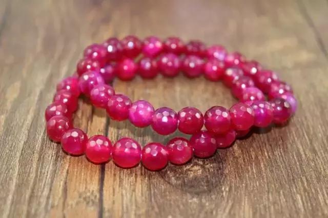 找到你的专属幸运石,找到护身符了吗