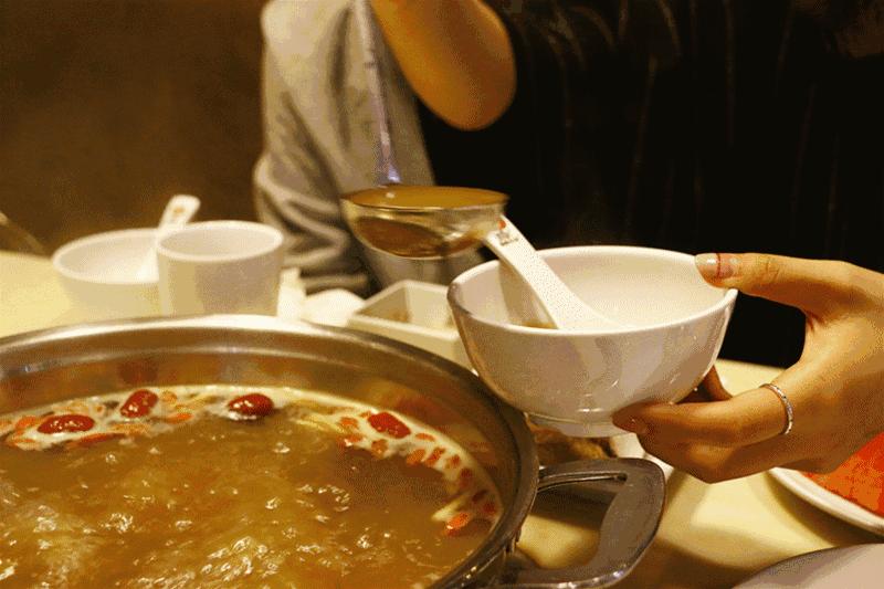 天上龙肉地下驴肉火锅,天上龙肉地下驴肉特色驴肉火锅