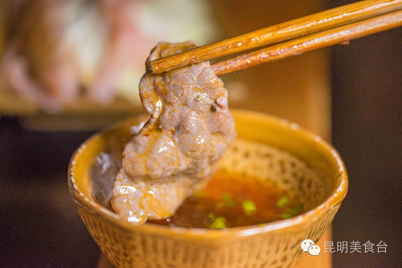 昆明一家火锅店一个月挣多少钱,昆明火锅店老板说一天只卖45锅