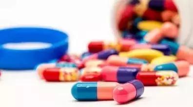 止痛药可以缓解发烧头疼吗,感冒头疼发烧吃布洛芬