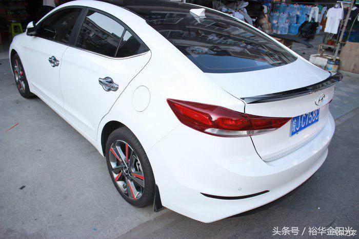 领动豪华版功能介绍,领动内饰改动