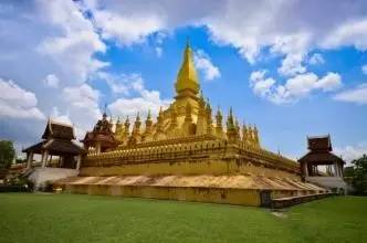 你在大雪纷飞我在南方的艳阳里,你在北方的艳阳里大雪纷飞