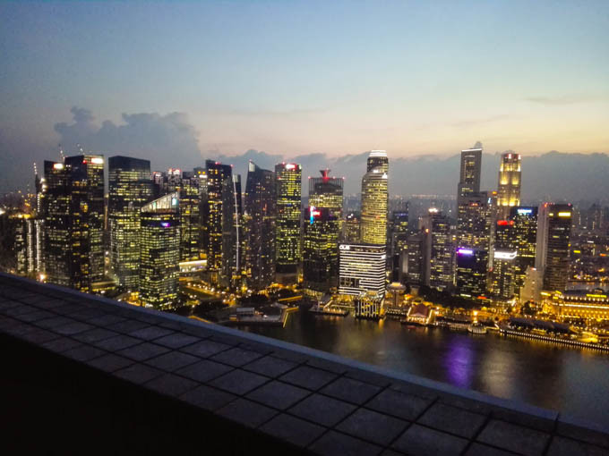 去新加坡,如果你有预算,建议至少去金沙酒店住一晚