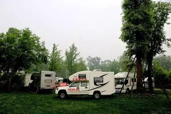 四川房车自驾游营地,四川自驾房车露营
