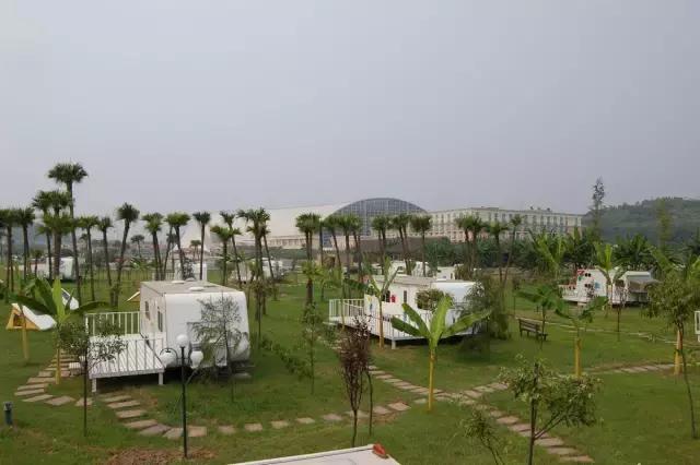 四川房车自驾游营地,四川自驾房车露营