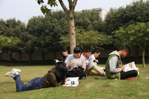 成都指南针职业技术学院,成都指南针职业技术学校