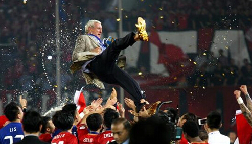 为什么中国足球长期集训,为什么中国足球比欧美队强