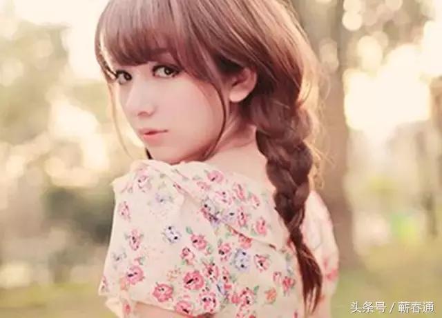 小儿子嫌父亲穷困无知当面辱骂,反被哥哥打脸,干得漂亮!