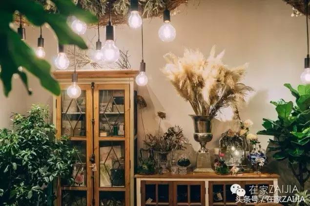 开家花店荒度余生赚得不多,开家花店度过余生