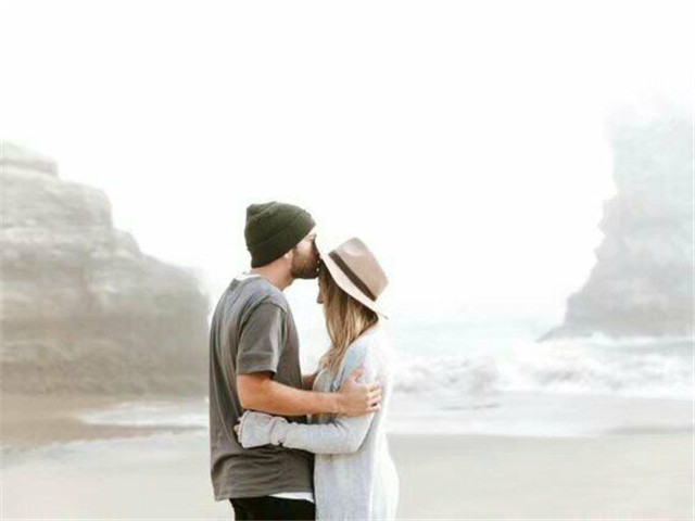 为什么喜欢大叔型男,女孩为啥喜欢大叔型的男人