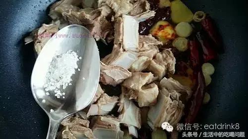 家常孜然羊排的正宗做法,最有效的去腥味方法