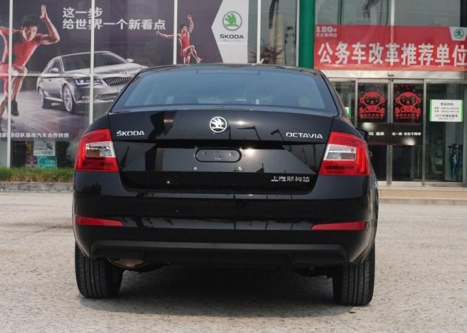 最新款速腾的空间,这是一款比速腾更高级的大众家轿