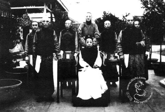 溥仪当老师的亲身经历,溥仪讲太监的真实生活