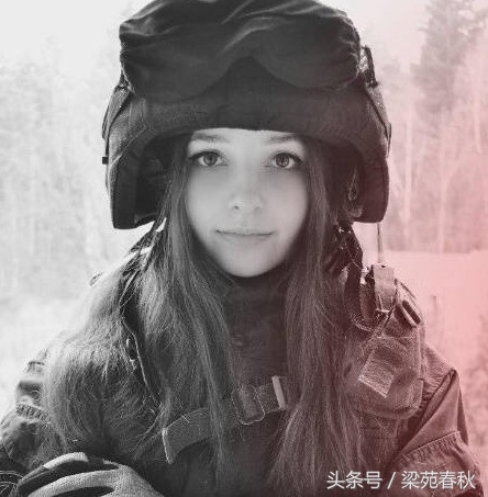 不爱红妆爱武装，俄罗斯军品范儿的萌妹子！