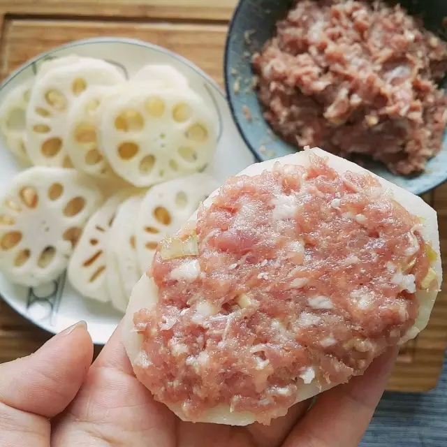 焱鱼好像中了一种“毒”给你咔嚓一下的美食体验