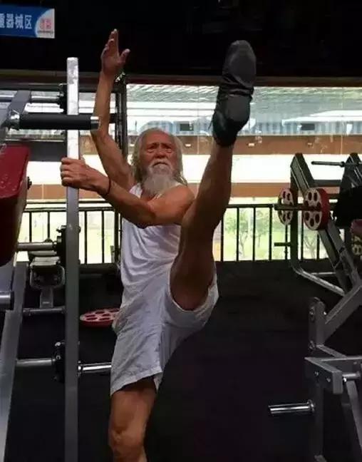 在这个笑贫不笑娼的时代文案,笑贫不笑娼的年代该如何生存