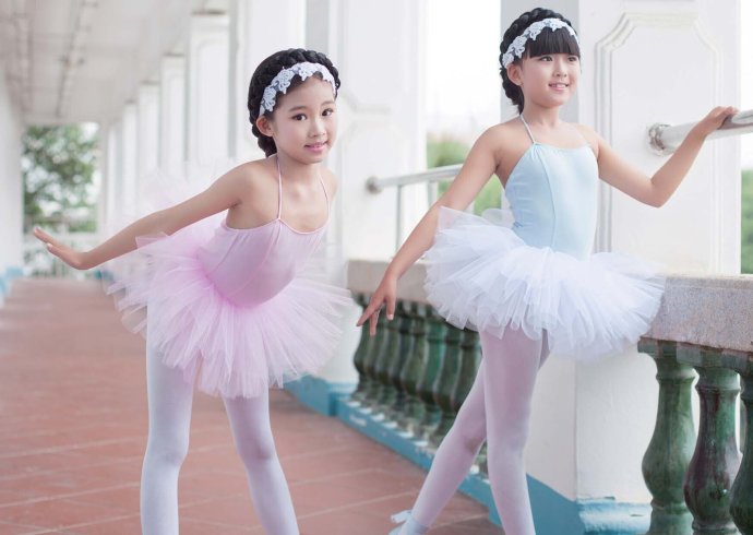 小孩眼睛近视怎么办,小孩眼睛4.6算近视吗