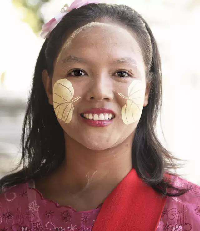 这个国家好奇怪美女都是“黄脸婆”