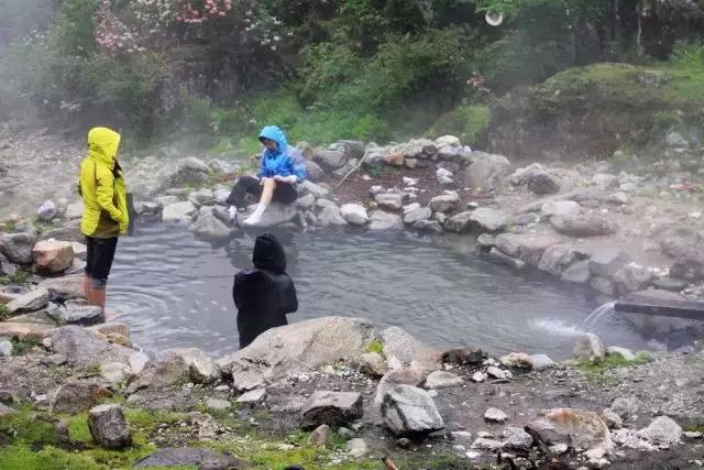 四川凉山彝族自治州瀑布温泉,四川超棒温泉冷门景点推荐