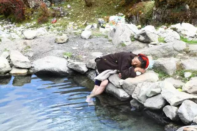 四川凉山彝族自治州瀑布温泉,四川超棒温泉冷门景点推荐