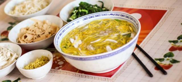 昆明好玩的温泉一人100元,昆明最好的温泉推荐吃住玩一体