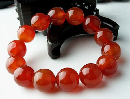 红玛瑙真假的鉴别方法,好的红玛瑙怎么辨别