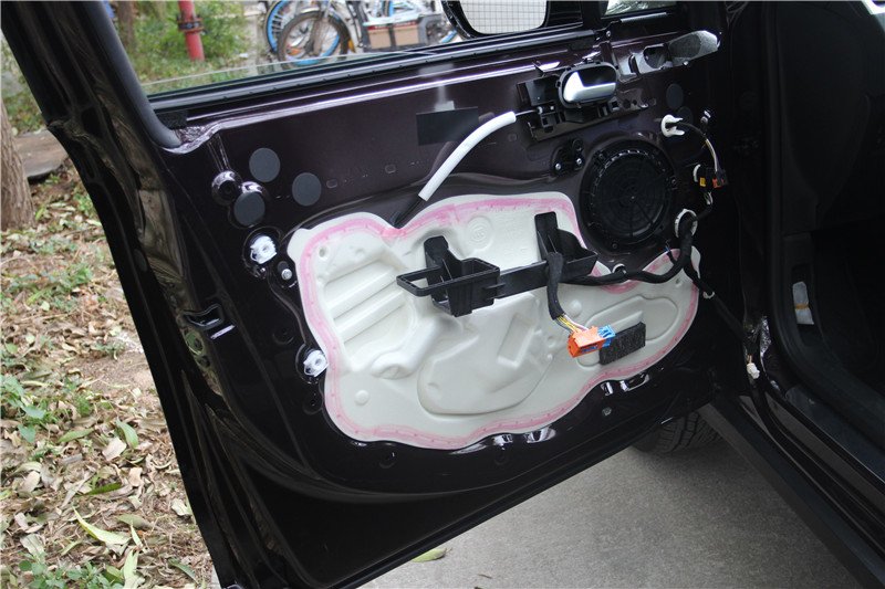 标致ds6怎么样,标致ds6倒车影像